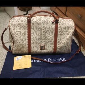 D&B Yellow Signature Extra Large Domed Carry All